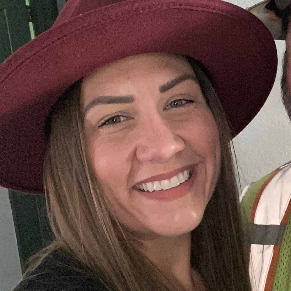 Meet your Posher, Nikole